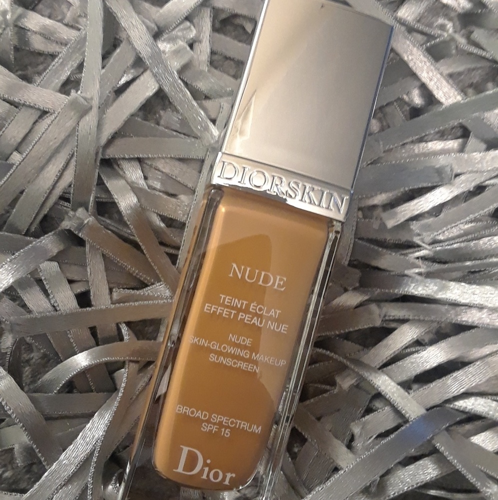 Dior Skin NUDE Skin Glowing Makeup #041